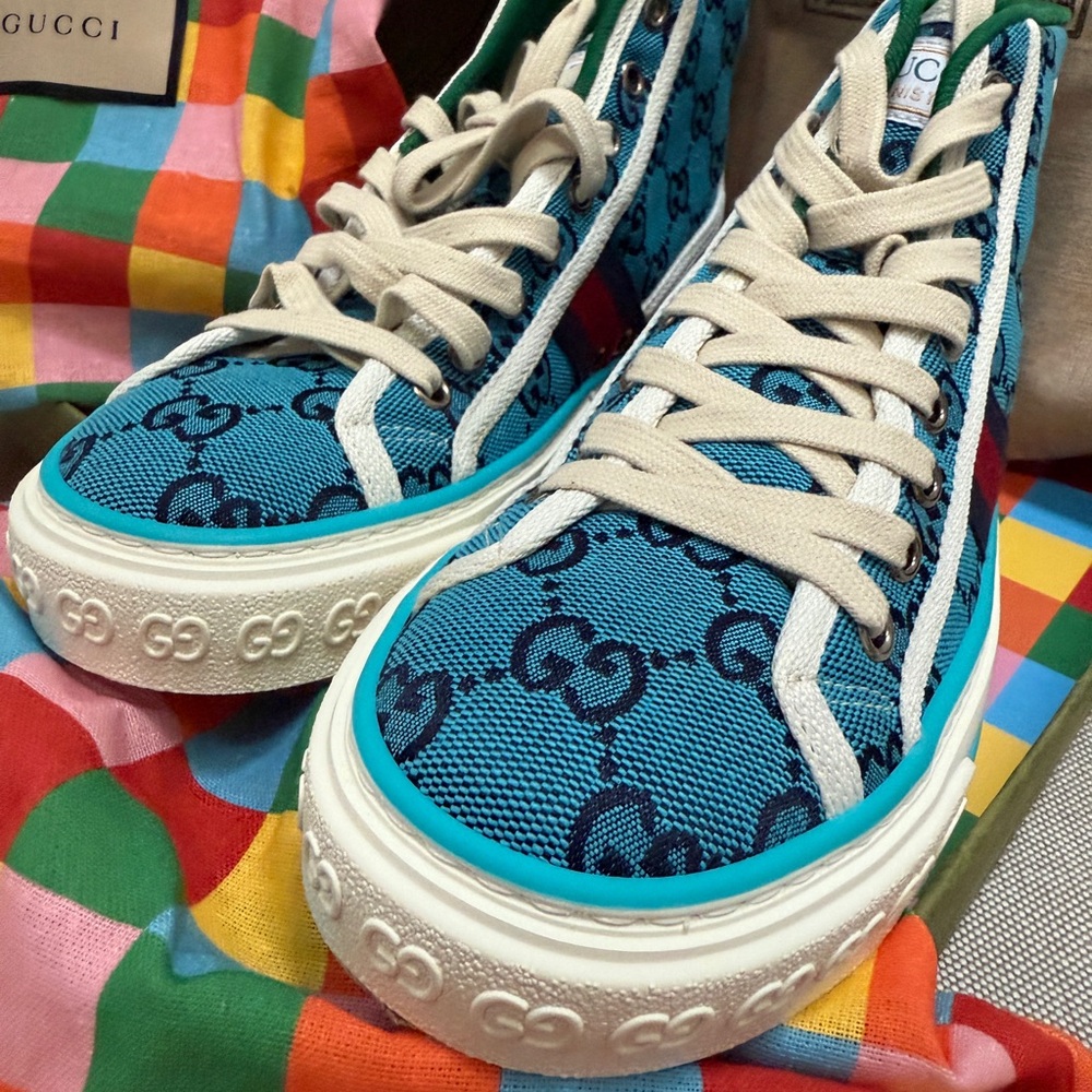 Gucci
Tennis 1977 GG Canvas High-Top Sneaker - Picture 5 of 8